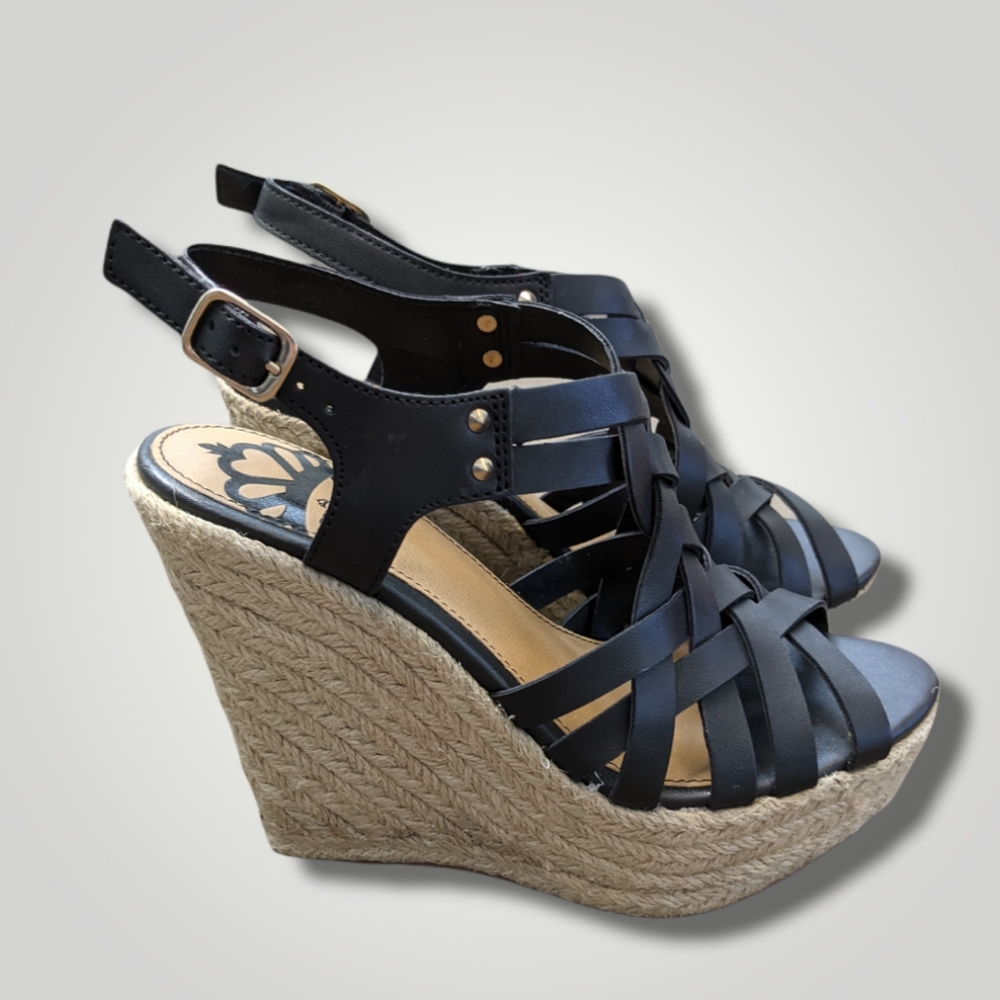Fergalicious Black Wedge Sz5.5